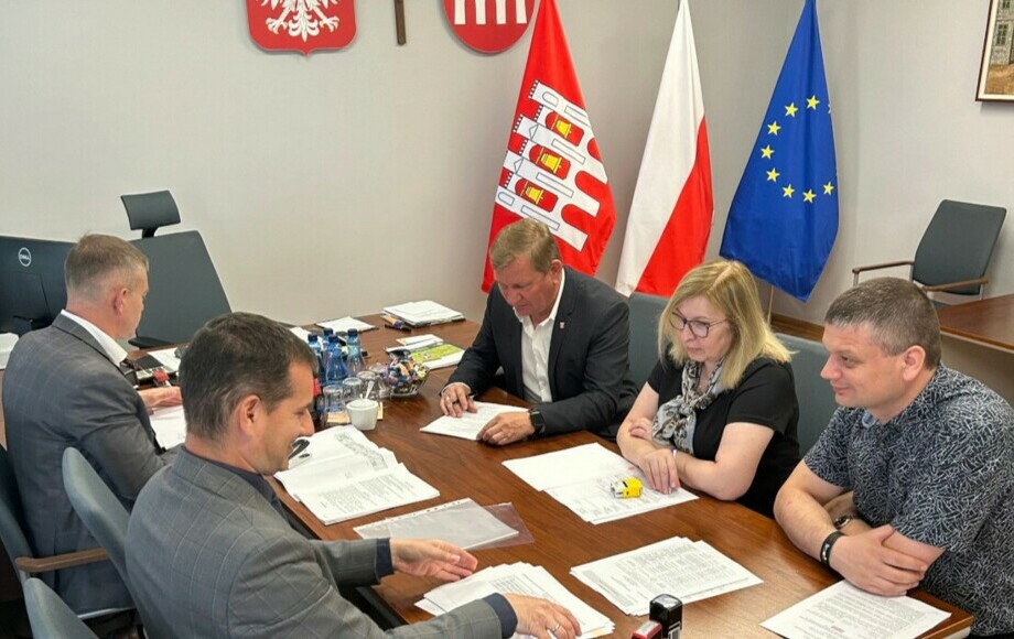 Podpisano umowę na największą inwestycję drogową w historii samorządu ...